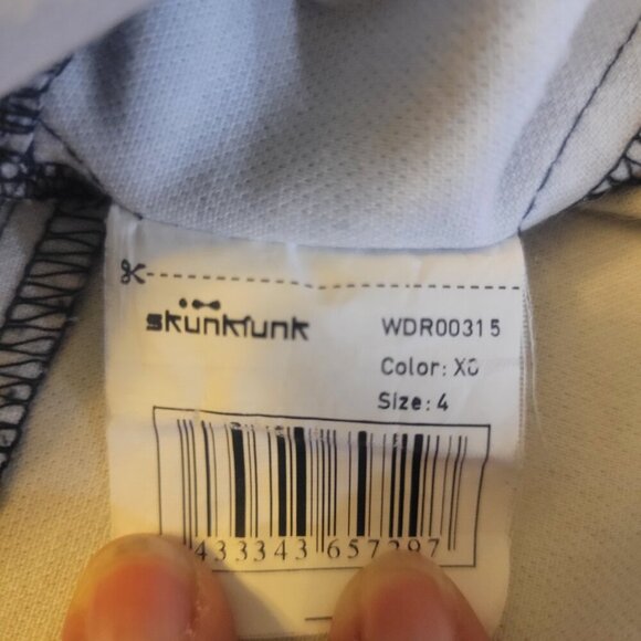 SKUNKFUNK Colorblock Black Upper/Gray w/Black Design Body Zip Front Dress - Sz 4 - Picture 12 of 15